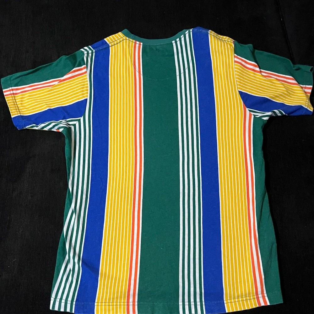 Multi colored lcker - Picture 2 of 2